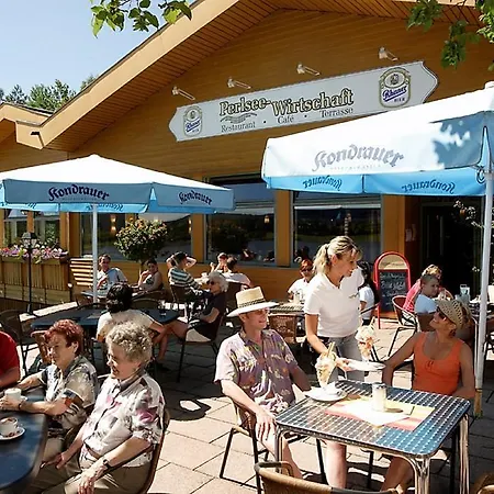 Perlsee Ferienhauser Camping Mobilheime Waldmünchen